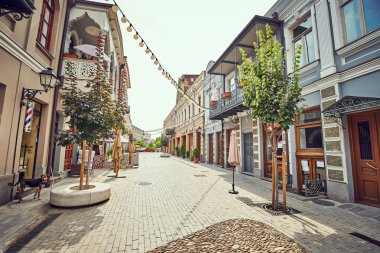 Avrupa'nın eski şehir retro vintage Instagram tarzı ile gün batımında 