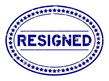 Grunge mavi beyaz arka plan üzerinde oval damga mühür istifa etti.