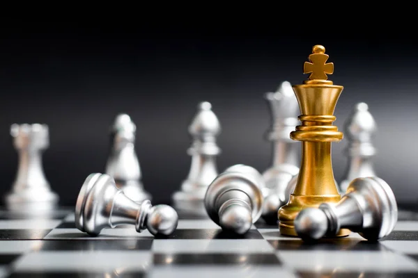 Gold King Chess Piece Face Another Silver Team Have Pawn — Stock Photo, Image