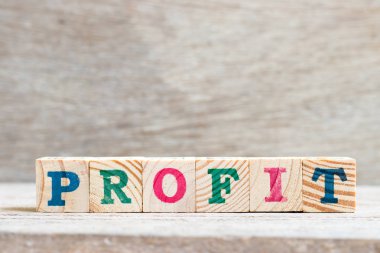 Mektup blok ahşap arka plan üzerinde kelime kar