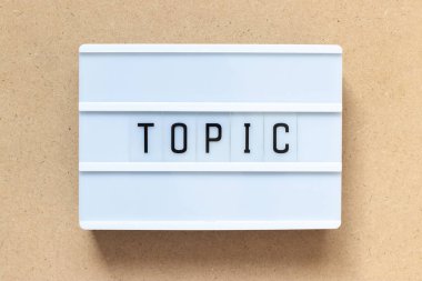 Ahşap arka plan üzerinde kelime konu ile beyaz lightbox