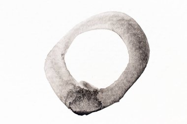 Beyaz kağıtta fırça ya da pankart şeklinde siyah renkli suluboya el çizimi 