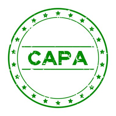 Grunge Green CAPA (önleyici eylem ve düzeltmenin kısaltması) beyaz arkaplanda kelime yuvarlak kauçuk mühür damgası