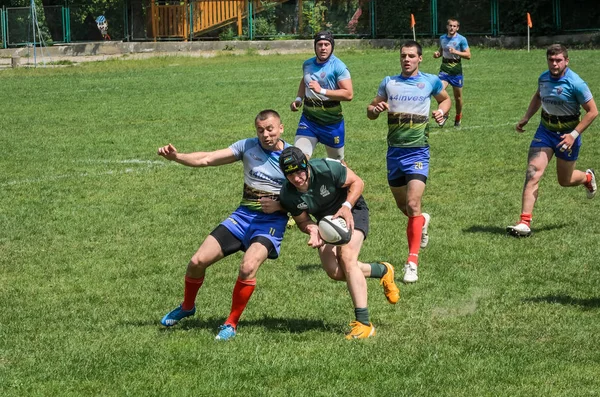 Lviv Ucrania Mayo 2018 Los Atletas Juegan Rugby Con Una —  Fotos de Stock