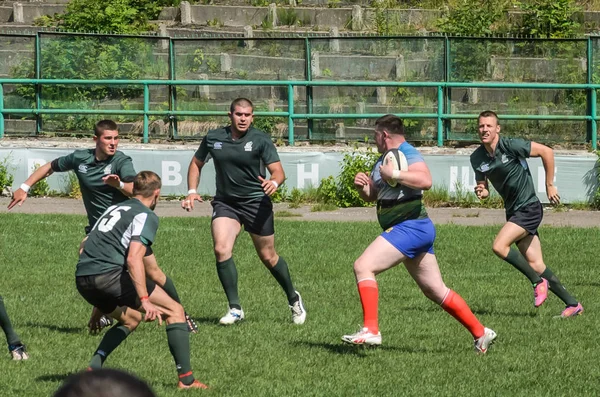 Lviv Ucrania Mayo 2018 Los Atletas Juegan Rugby Con Una —  Fotos de Stock