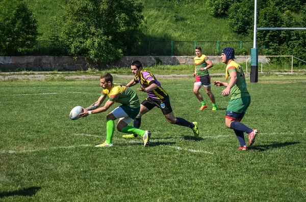 Lviv Ucrânia Junho 2018 Atletas Jogam Rugby Com Uma Bola — Fotografia de Stock