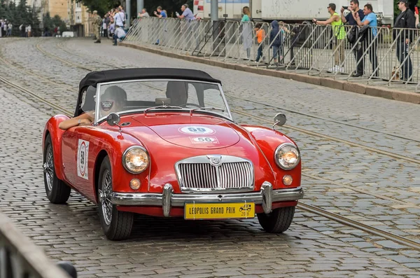 Lviv Ucraina Giugno 2018 Old Vintage Red Retro Cabriolet Car — Foto Stock