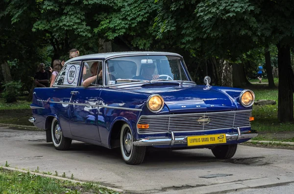 Lwów Ukraina Czerwca 2018 Stary Vintage Retro Samochód Opel Jeździ — Zdjęcie stockowe