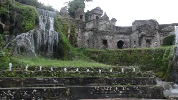 チボリ ユネスコ遺産の一部にヴィラ デステで噴水からの水の流れのティボリ イタリア 2018年 ジェット — ストック動画