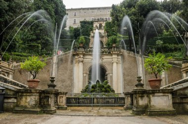 Roma, İtalya - Ağustos 2018: Park tutarla Çeşme Villa D'Este Tivoli, antik Çeşme