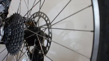 Ana Bisiklet tamircisi Bisiklet tamir