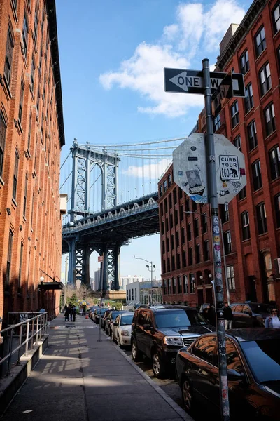 Puente Manhattan en la ciudad de Nueva York — Foto de Stock