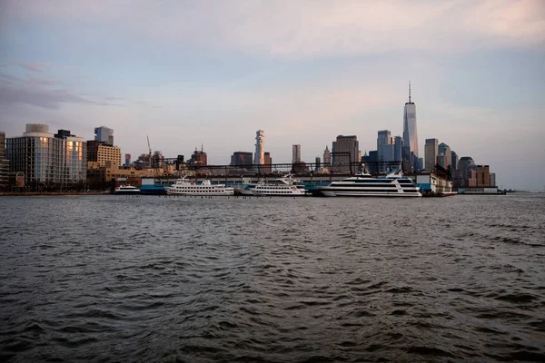 Panoramę Nowego Jorku Miejskich Drapacze Chmur Nad Rzeką Hudson Manhattan — Zdjęcie stockowe