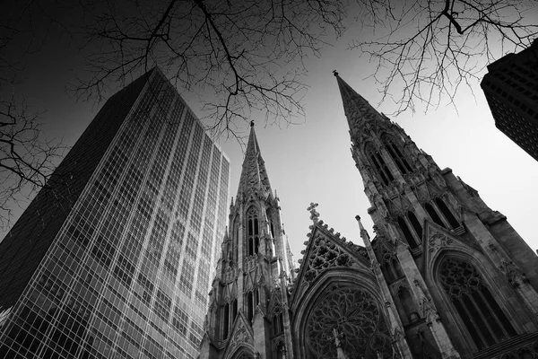 Catedral de St. Patricks em Nova York — Fotografia de Stock