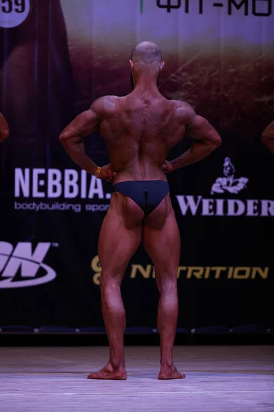 Mænds Ydeevne Kiev City Bodybuilding Cup Lokaler Kiev Polytechnic Institute - Stock-foto