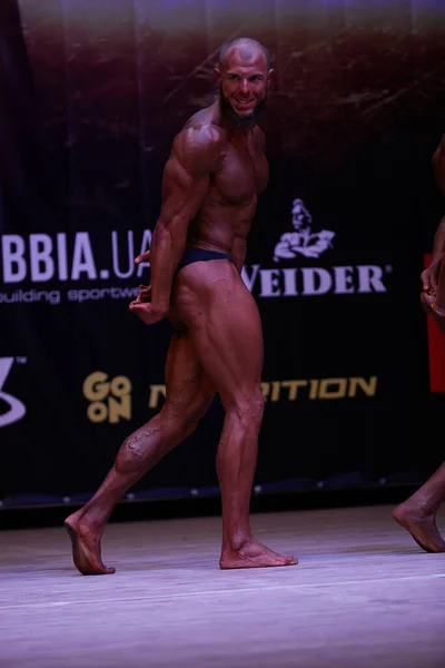 Mænds Ydeevne Kiev City Bodybuilding Cup Lokaler Kiev Polytechnic Institute - Stock-foto