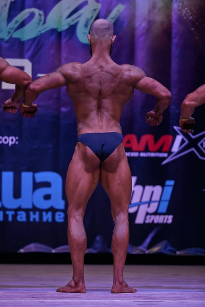 Performance Degli Uomini Alla Coppa Del Bodybuilding Della Città Kiev — Foto Stock