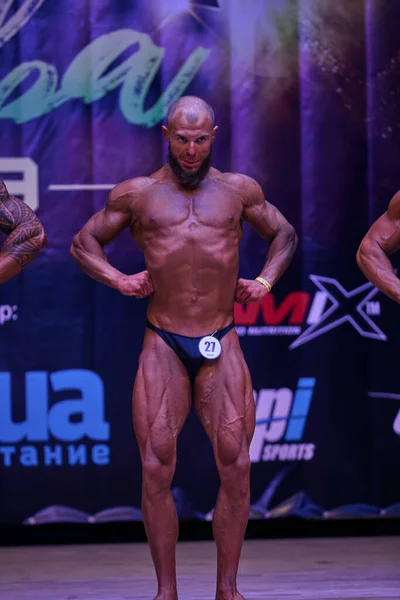 Mænds Ydeevne Kiev City Bodybuilding Cup Lokaler Kiev Polytechnic Institute - Stock-foto