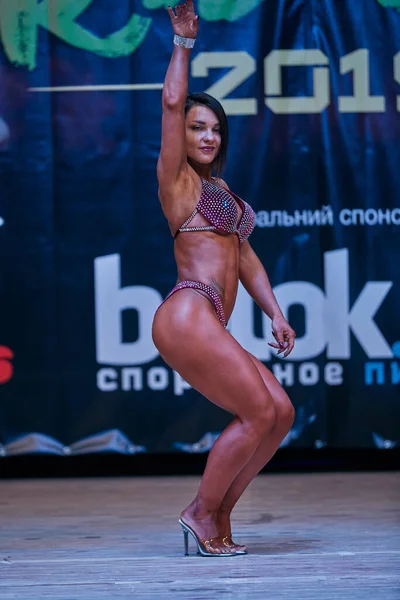 Kvinnors Prestation Vid Kiev City Bodybuilding Cup Kiev Polytechnic Institutes — Stockfoto