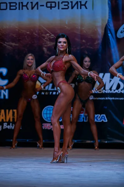 Performance Femminile Alla Coppa Del Bodybuilding Della Città Kiev Nei — Foto Stock