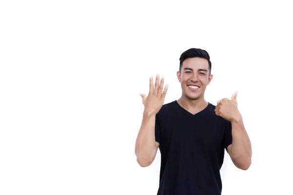Handsome Latin spansktalande man visar sex fingrar isolerade på vit bakgrund. — Stockfoto