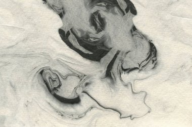 Soyut siyah mürekkep lekesi. Suluboya kağıdına Çin mürekkep arkaplanı. 