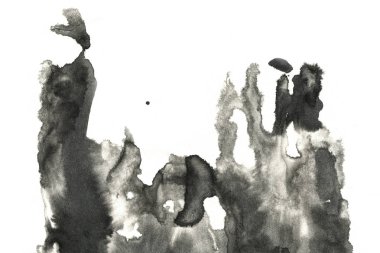 Soyut siyah mürekkep lekesi. Suluboya kağıdına Çin mürekkep arkaplanı. 