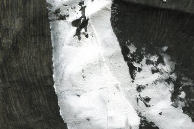 Soyut mürekkep arka plan. Mermer tarzı. Beyaz kağıt üzerinde siyah boya kontur dokusu. Grunge çamur sanat. Görüntüyü spackling yapıştırın. Web tasarım için guaş duvar kağıdı. Alçıpan çamur sanat. Tablomsu plaste