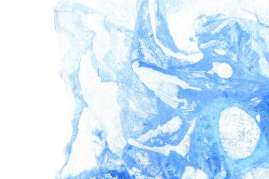 Soyut mürekkep arkaplanı. Mermer tarzı. Beyaz kağıda siyah boya dokusu. Ağ ve oyun tasarımı için duvar kağıdı. Grunge çamur sanatı. Kalem suyunun makro resmi. Koyu Smear