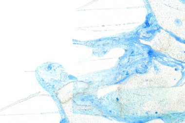 Soyut mürekkep arkaplanı. Mermer tarzı. Beyaz kağıda siyah boya dokusu. Ağ ve oyun tasarımı için duvar kağıdı. Grunge çamur sanatı. Kalem suyunun makro resmi. Koyu Smear