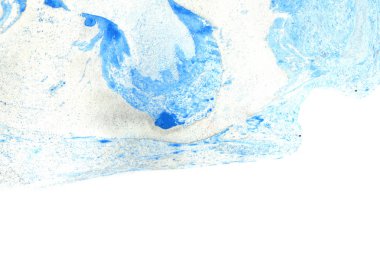 Soyut mürekkep arkaplanı. Mermer tarzı. Beyaz kağıda siyah boya dokusu. Ağ ve oyun tasarımı için duvar kağıdı. Grunge çamur sanatı. Kalem suyunun makro resmi. Koyu Smear