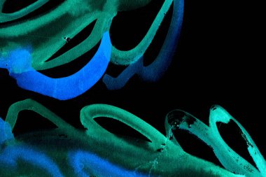 Soyut mürekkep arkaplanı. Mermer tarzı. Beyaz kağıda siyah boya dokusu. Ağ ve oyun tasarımı için duvar kağıdı. Grunge çamur sanatı. Kalem suyunun makro resmi. Koyu Smear