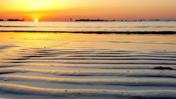 Sunrise Beach Mediterranean Sea Riccione Rimini Sun Reflected Sand Waves — Stock Photo, Image