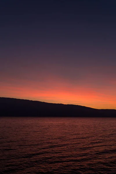 Matahari Terbit Yang Indah Danau Garda Naik Dengan Batu Dan — Stok Foto