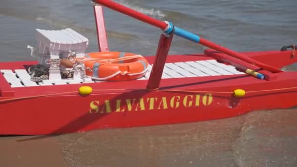 Moscone Schlittschuhboot Für Die Rettung Auf See Mit Wellen Riccione — Stockvideo