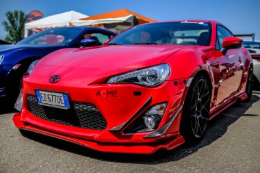 Modena, İtalya: 1 GIU 2018: JCM Japonya Otomobil Toplantısı Autodromo di Modena Ücretsiz Araba Toplantısı