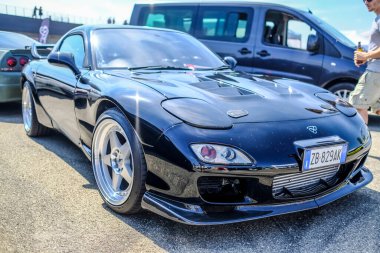 Modena, İtalya: 1 GIU 2018: JCM Japonya Otomobil Toplantısı Autodromo di Modena Ücretsiz Araba Toplantısı