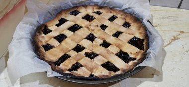 Ev yapımı çilekli tart. Yüksek kalite fotoğraf