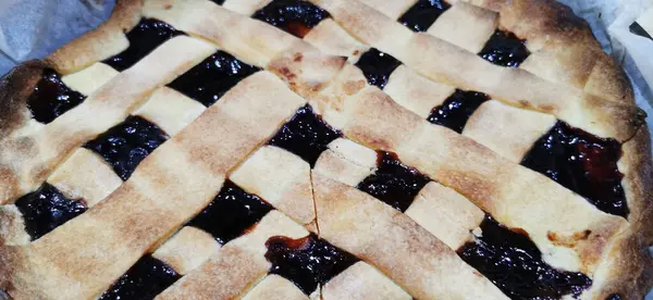 Ev yapımı çilekli tart. Yüksek kalite fotoğraf