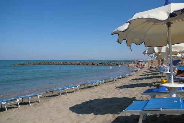 Playa Focene Ostia Costa Romana Con Arena Rocas Foto Alta — Foto de Stock