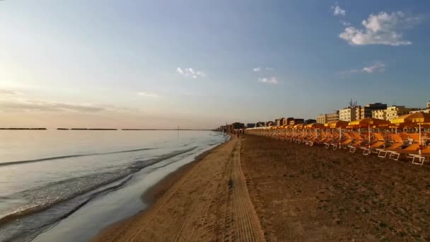 Playa Cesenatico Olas Playa Día Soleado Imágenes Alta Calidad — Vídeos de Stock