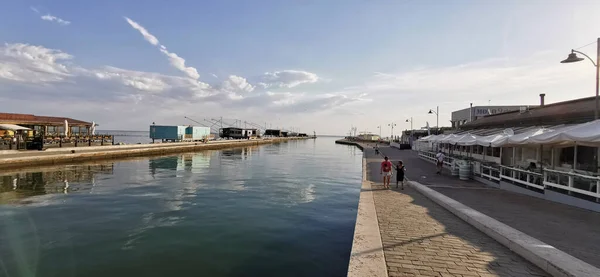 Cesenatico Vanaf Pier Met Zee Strand Rotsen Bij Zonsopgang Hoge — Stockfoto