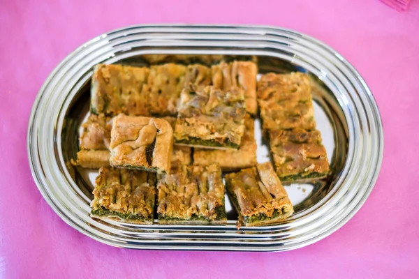 Emilian Erbazzone ile düğün töreni için büfe. Yüksek kalite fotoğraf