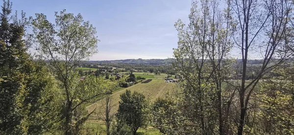 Panoráma Parma Zöld Emiliai Hegyek Torrechiara Vár Napsütéses Napon Kiváló — Stock Fotó