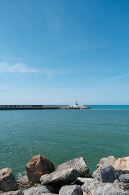 Viareggio 'nun kayalardan deniz manzarası. Yüksek kalite fotoğraf