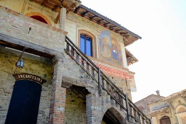 Grazzano Visconti Piacenza Panorama Delle Case Foto Alta Qualità — Foto Stock