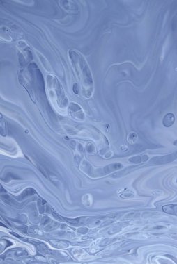 Arka plan için lekelenmiş mavi boyanın tam çerçeve görüntüsü