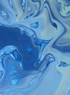 Arka plan için lekelenmiş mavi boyanın tam çerçeve görüntüsü