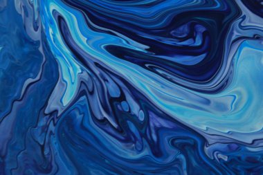 Arka plan için lekelenmiş mavi boyanın tam çerçeve görüntüsü