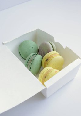 Fransız kurabiyeli tatlısına yakın çekim. Ticari yemek fotoğrafı kullanmaya hazır. Tatlı şekerleme yemek fotoğrafı.